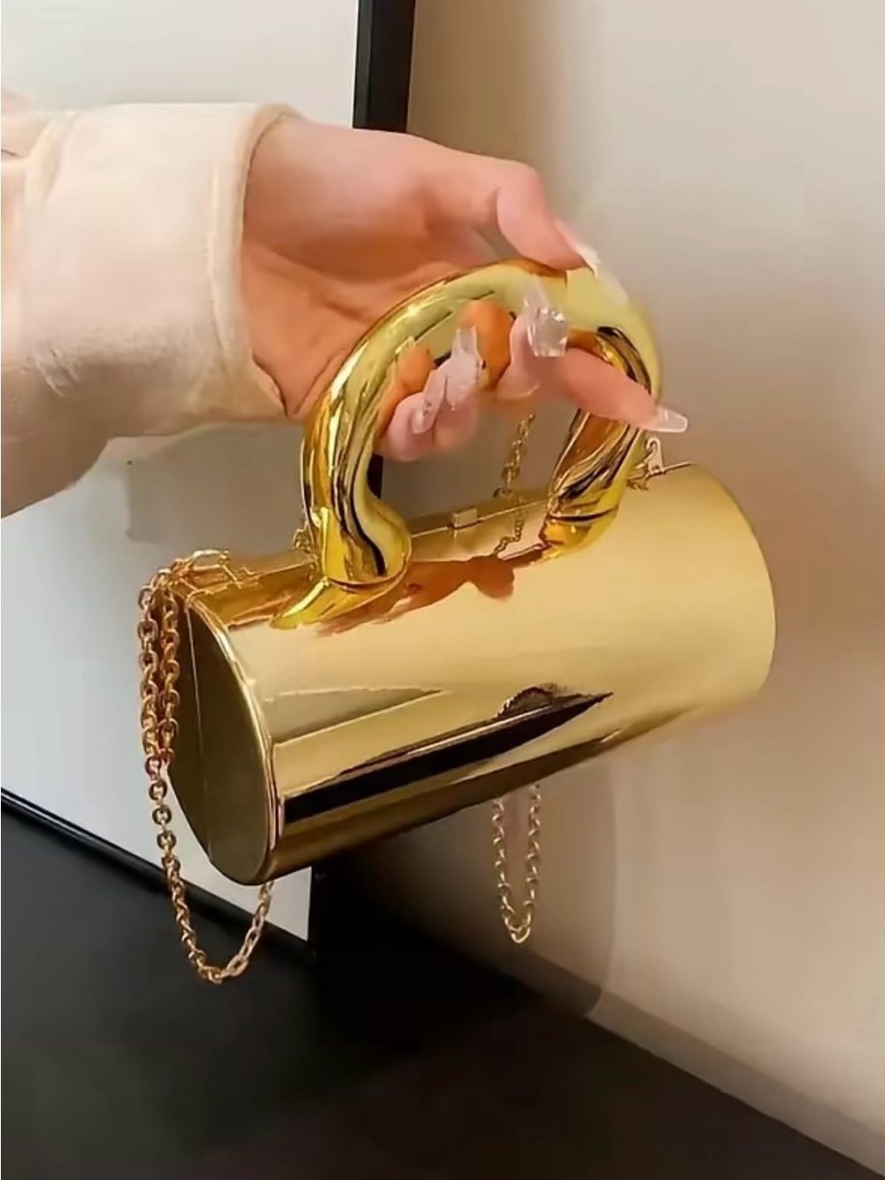 Fashion Nova Gold Metallic Cylinder Handle Clutch with Chain